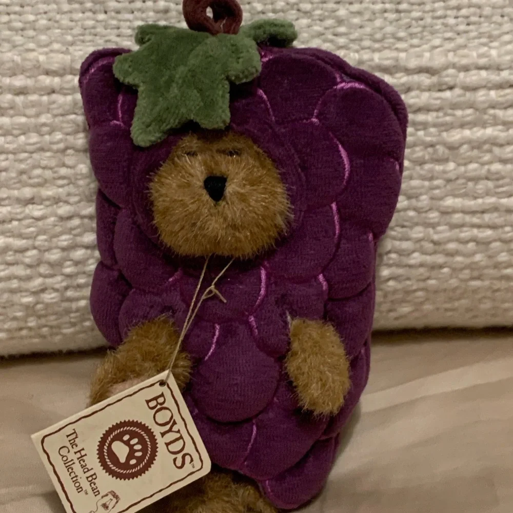 This is the Boyd’s bear  Bordeaux wine collection Bears - Picture 3 of 6